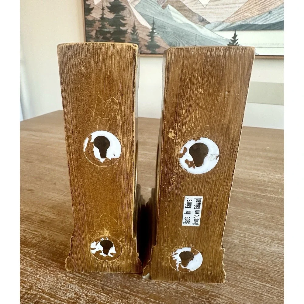 Vintage Set of 2 Ornate Resin Curtain Rod Holders Brushed In Natural Oak RARE